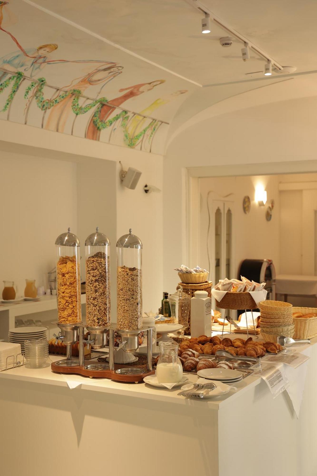 Hotel Terme Oriente - Beach & Spa Ischia Exterior photo